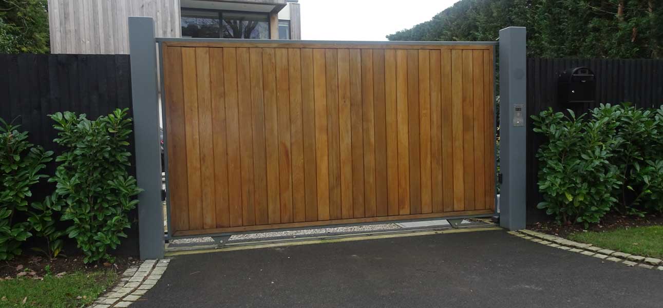 ELECTRIC SLIDING GATES